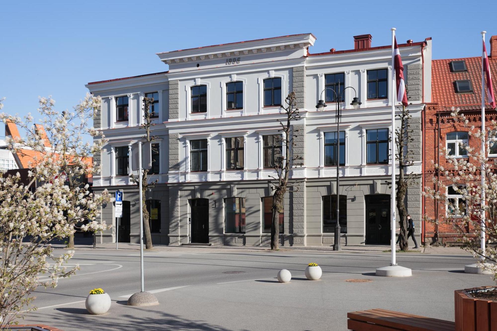 Centra Nams - Center Apartments Cēsis Kültér fotó